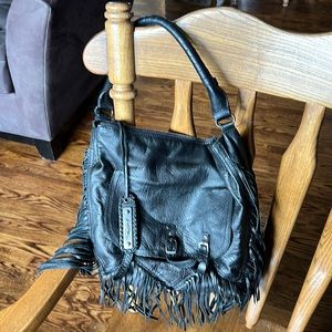 Shoulder bag with fringe